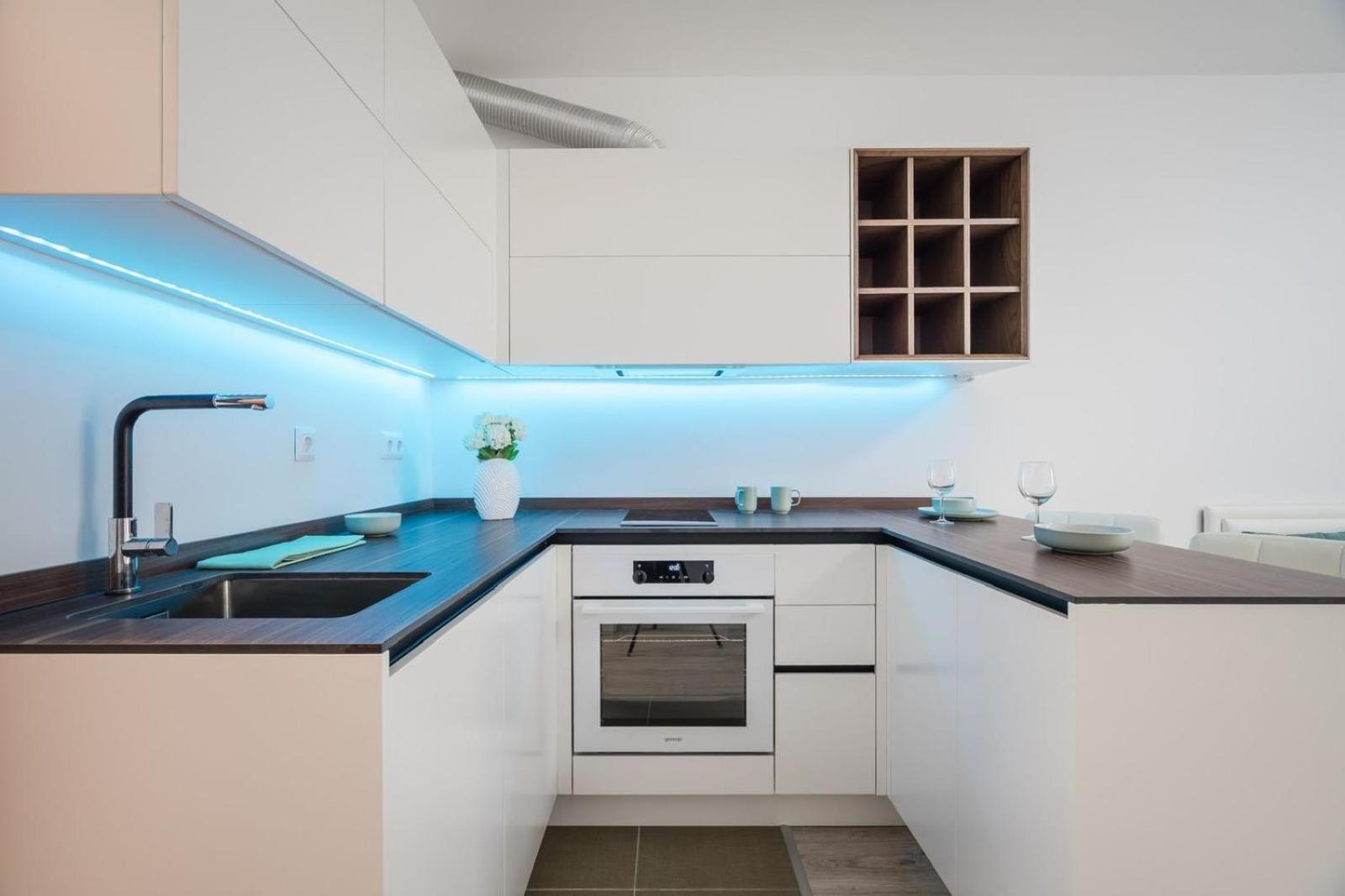 Comfort Court Apartment - Free Parking, Balcony Budapesta Exterior foto
