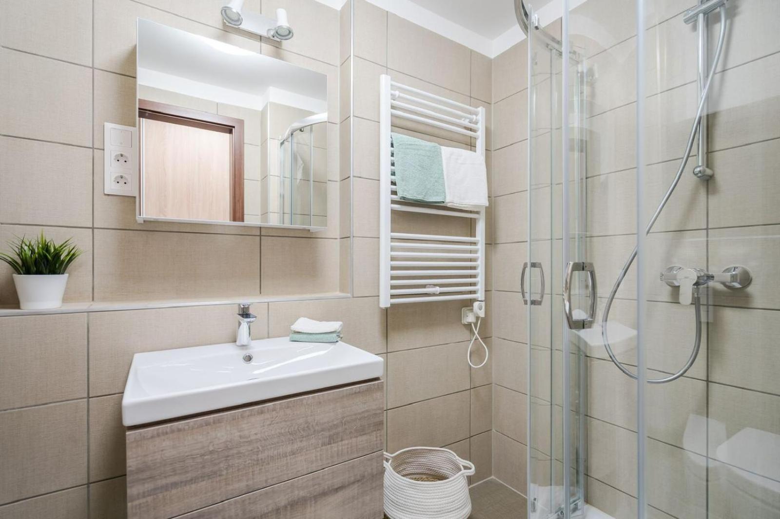 Comfort Court Apartment - Free Parking, Balcony Budapesta Exterior foto