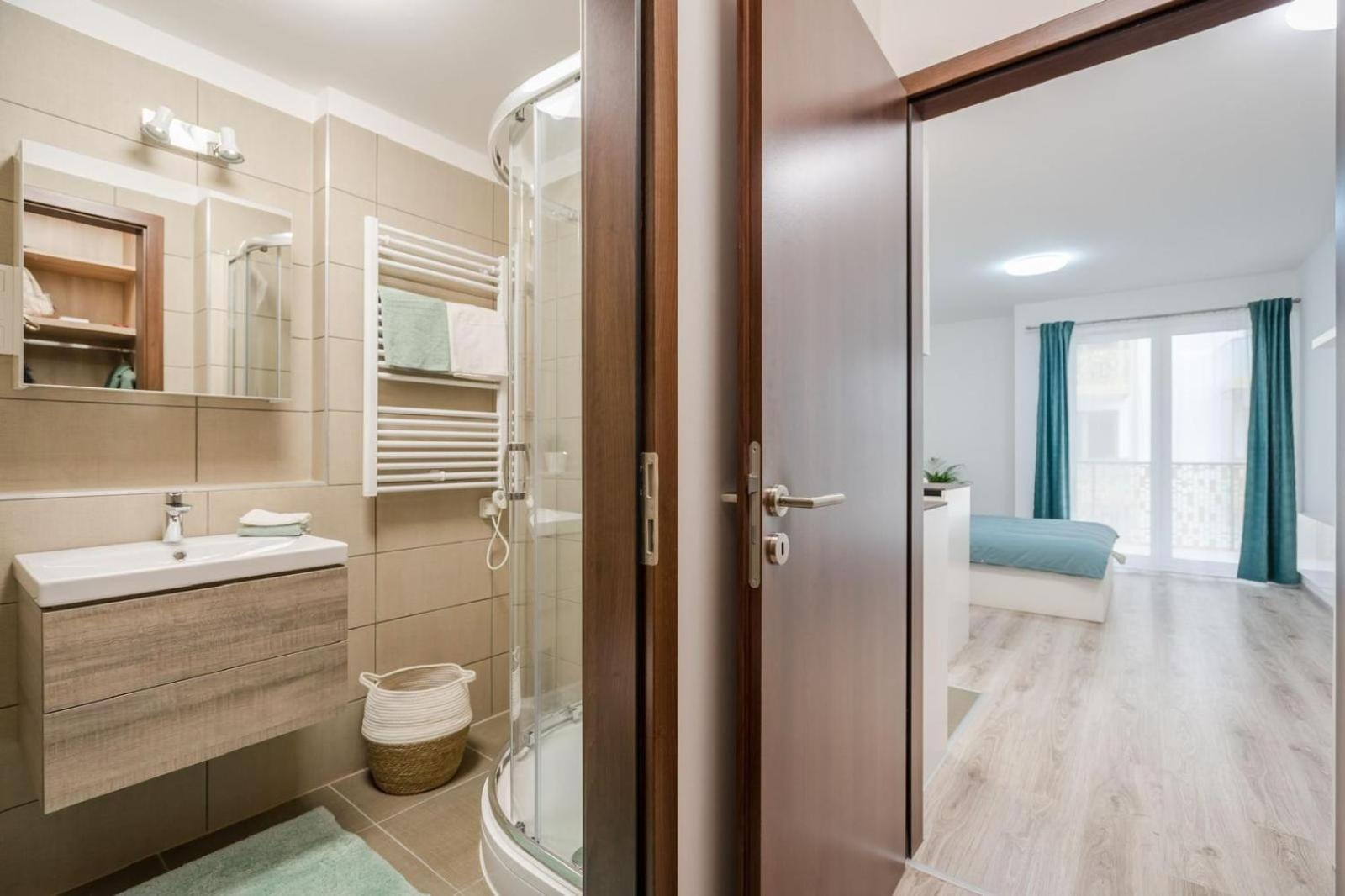 Comfort Court Apartment - Free Parking, Balcony Budapesta Exterior foto